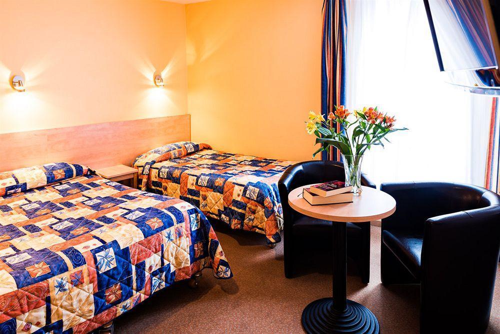 Hotel Panoramic Bagnères-de-Luchon Eksteriør billede