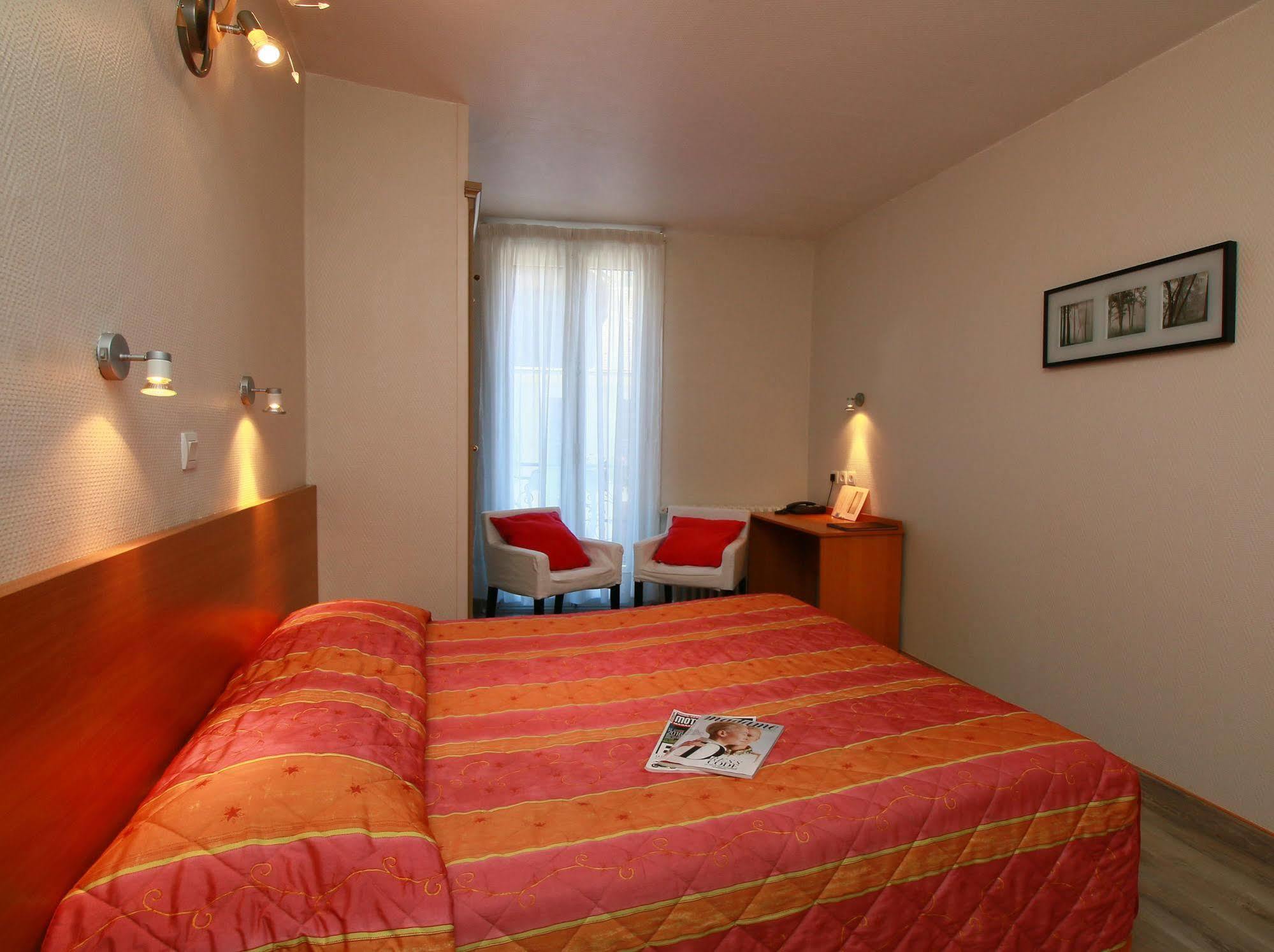 Hotel Panoramic Bagnères-de-Luchon Eksteriør billede